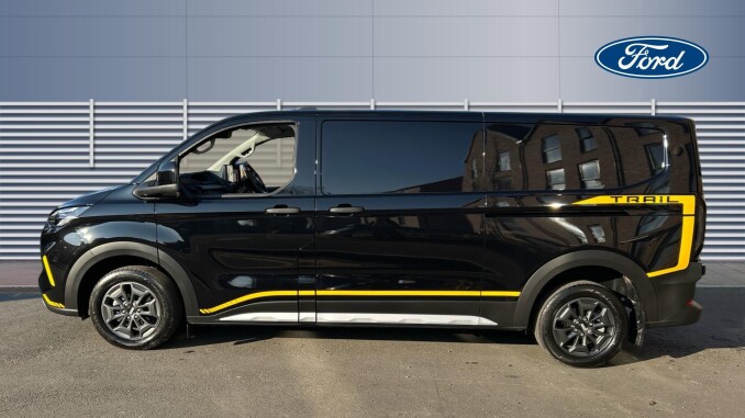 Ford Transit Custom 320 L2 Diesel Fwd 2.0 EcoBlue 150ps H1 Van Trail - Image 4